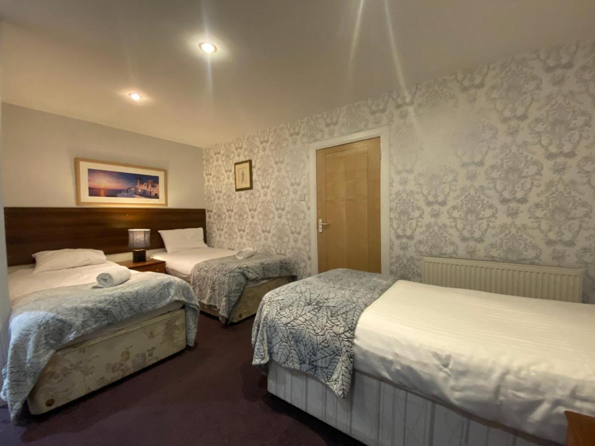 Classic Triple Room