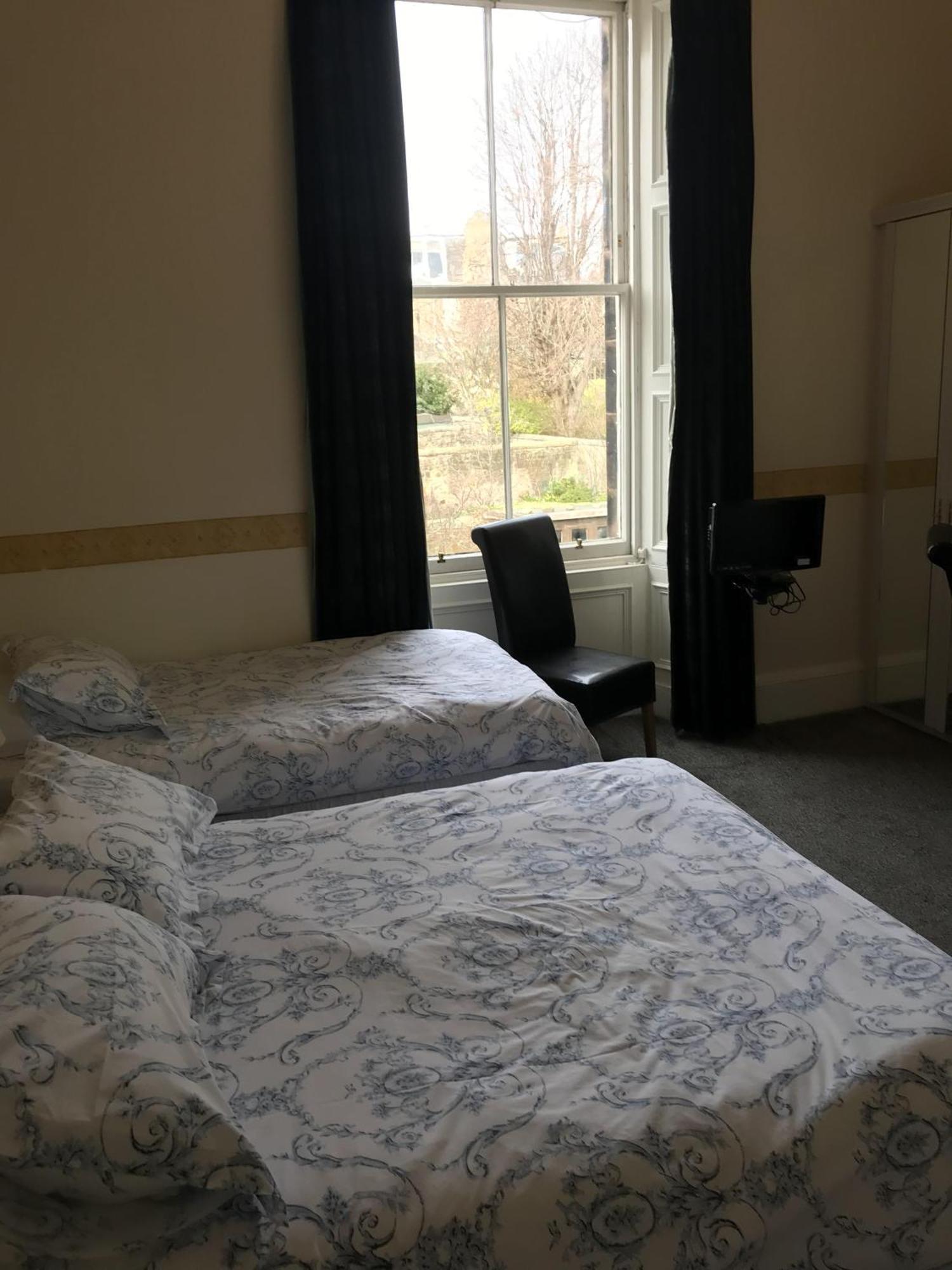 Large Double or Twin Room