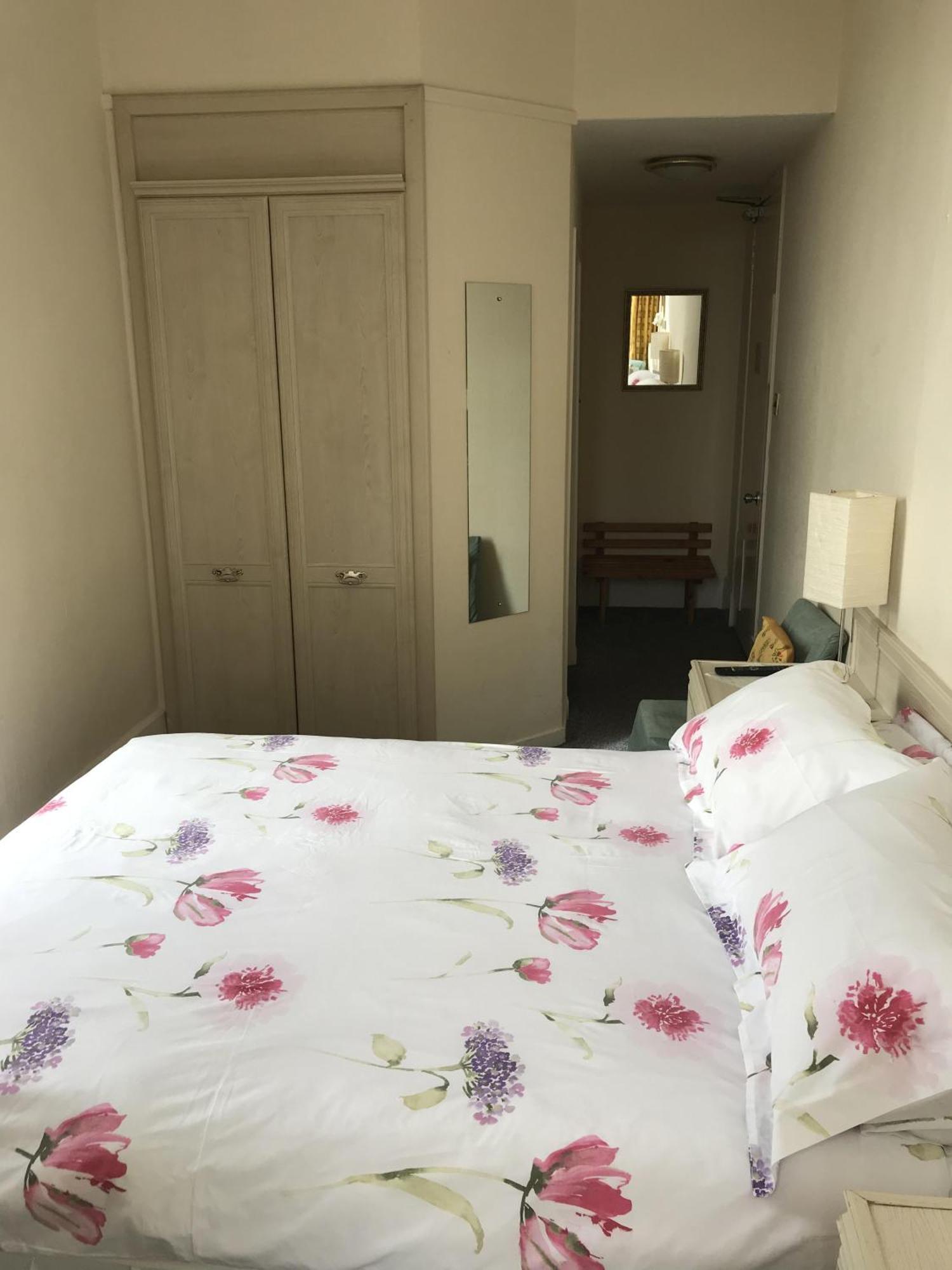 Doppelzimmer mit eigenem Bad