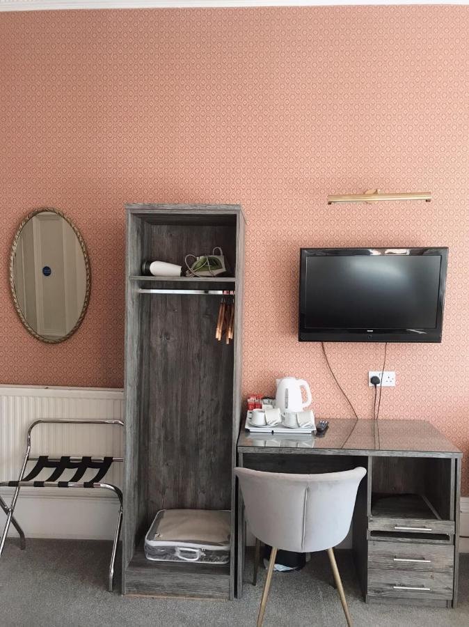 Family Room Bathroom