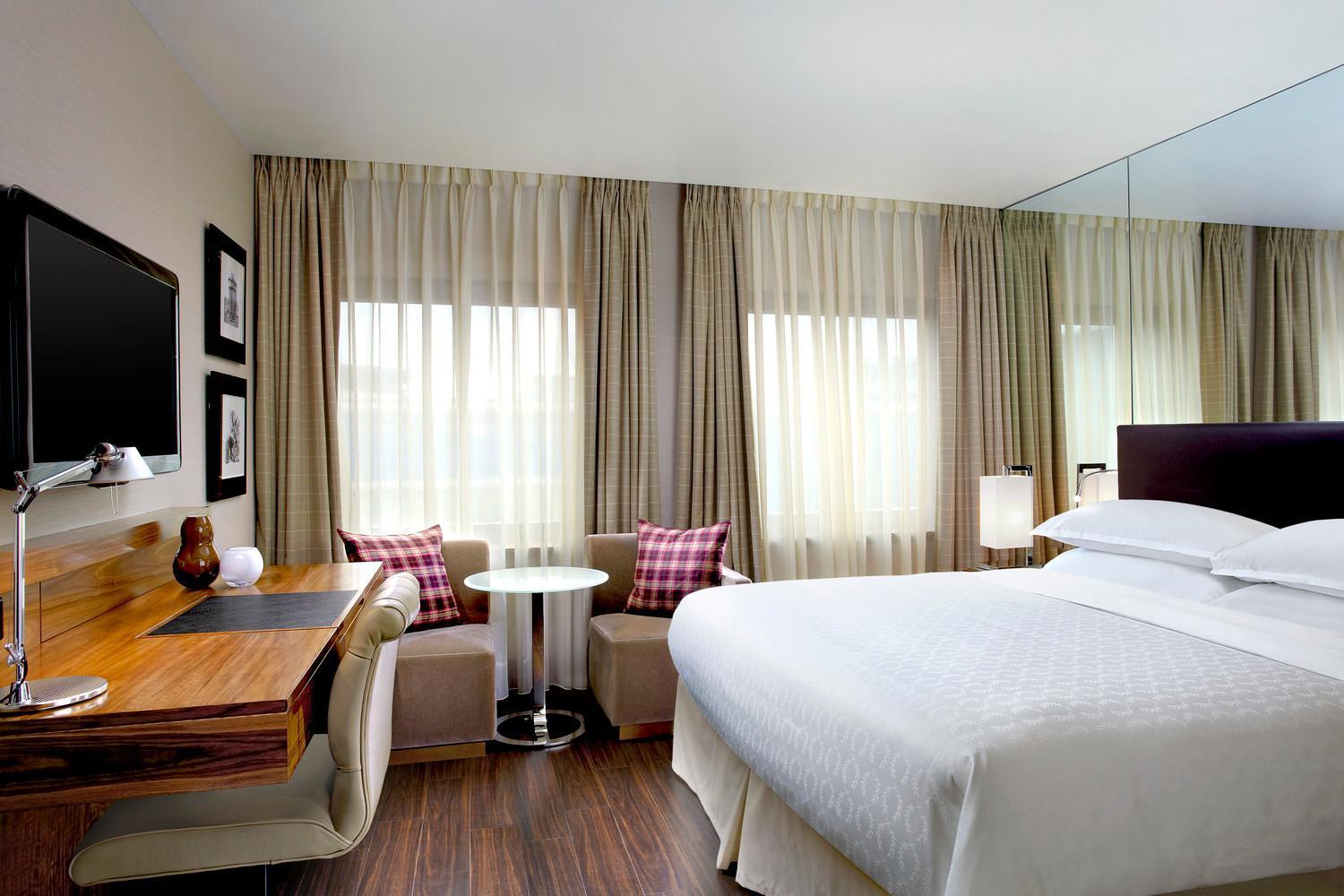 Executive Club King Room Club Lounge Access,1516367899:JPEG