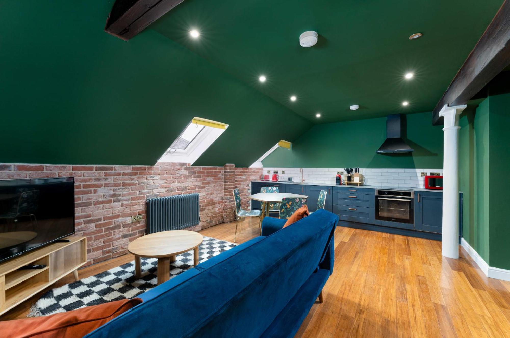 One-Bedroom Apartment