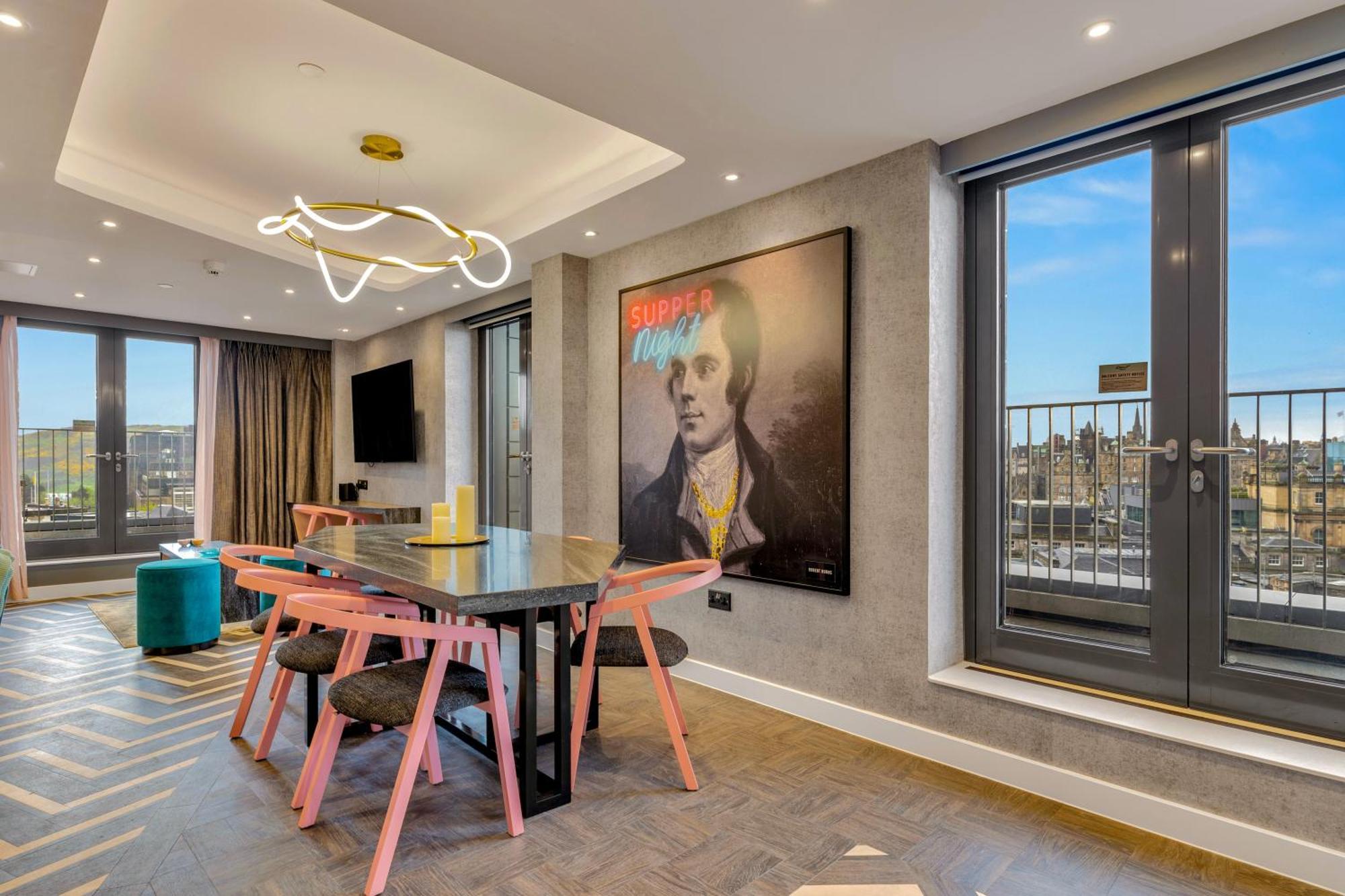 The Bonnie Suite