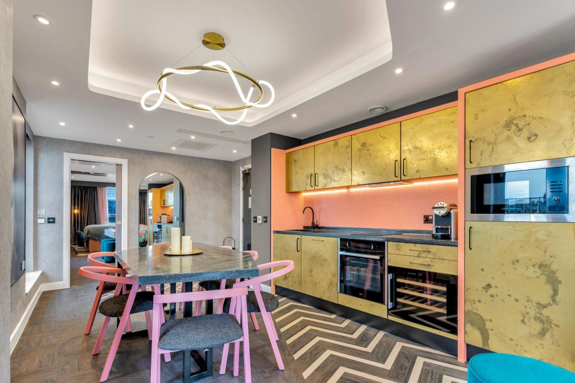 The Bonnie Suite