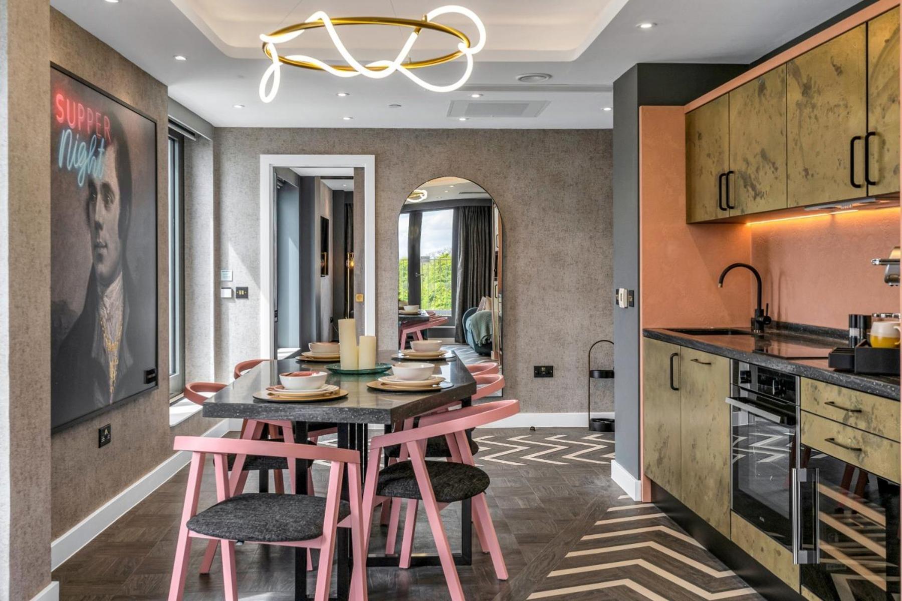 The Bonnie Suite