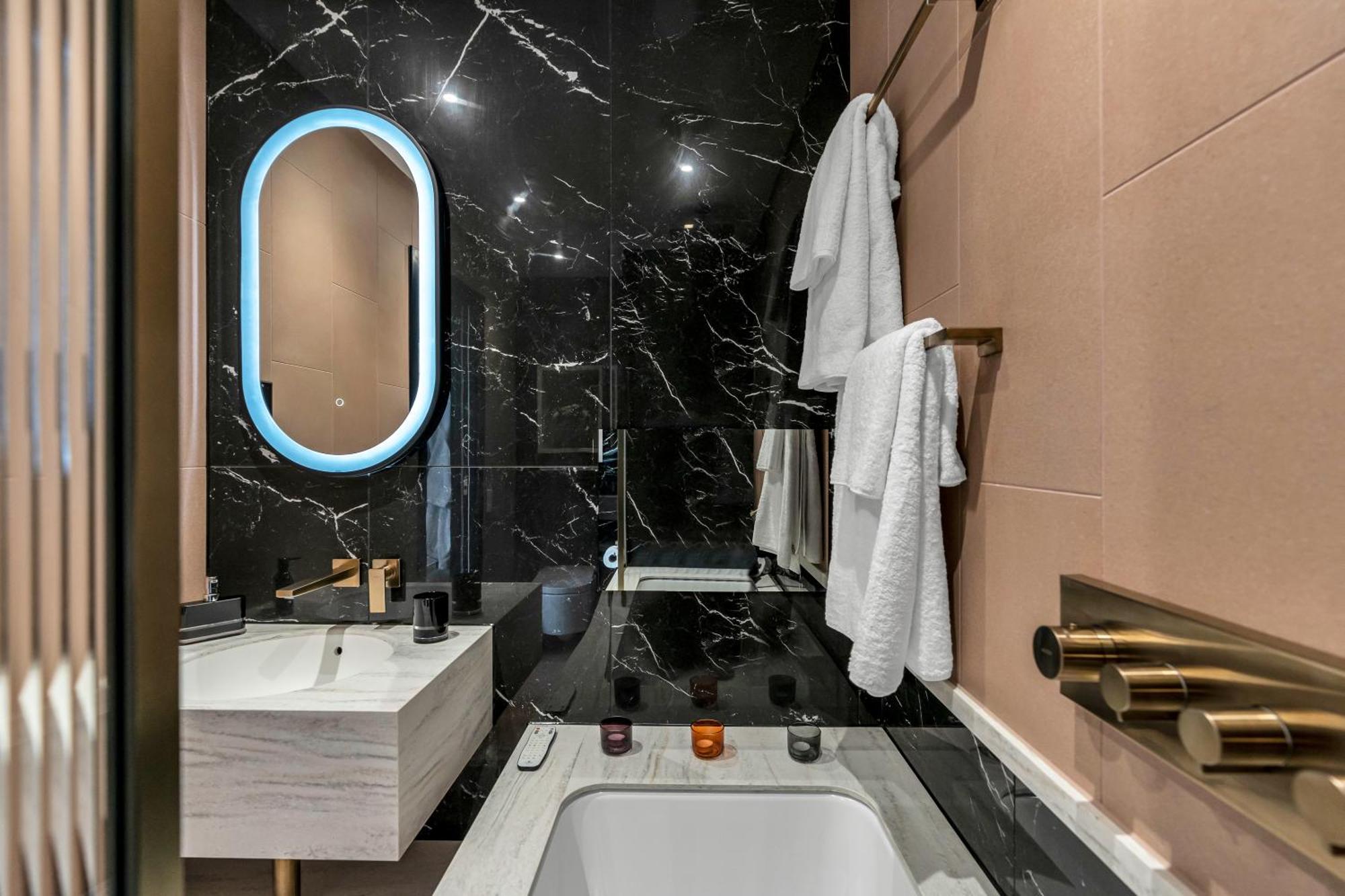 The Bonnie Suite
