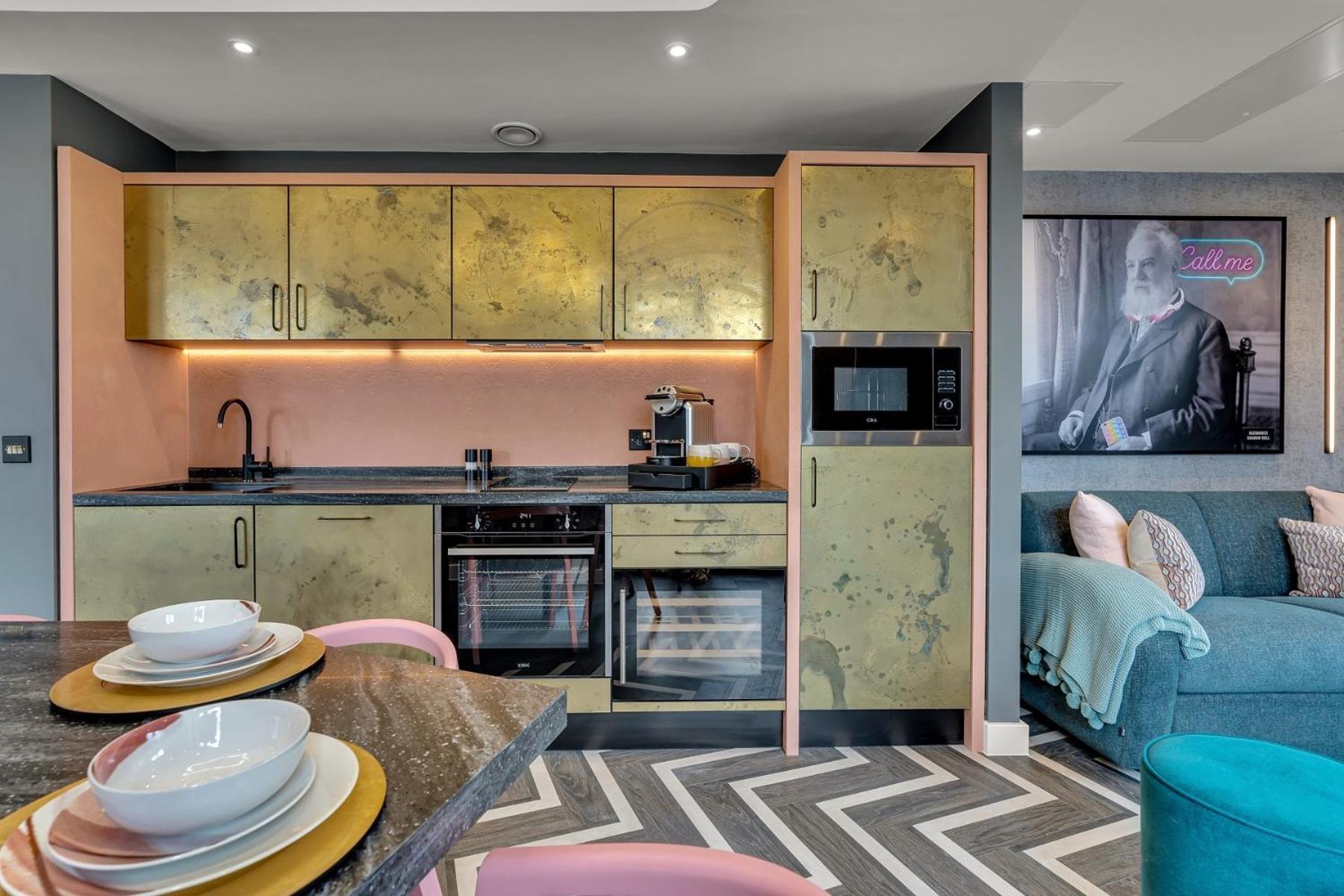 The Bonnie Suite