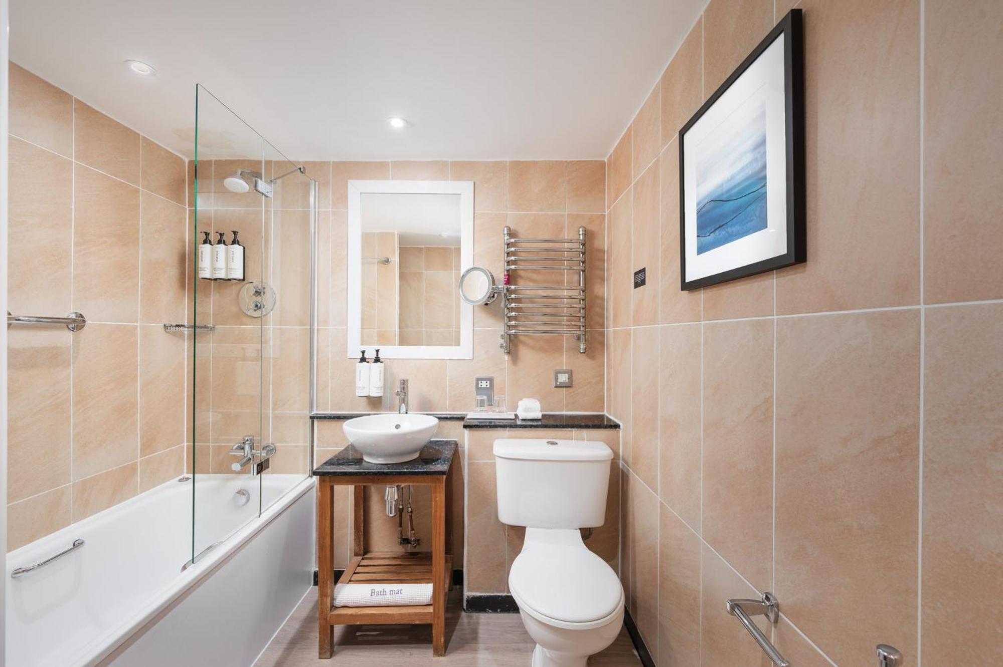 Premium King Room