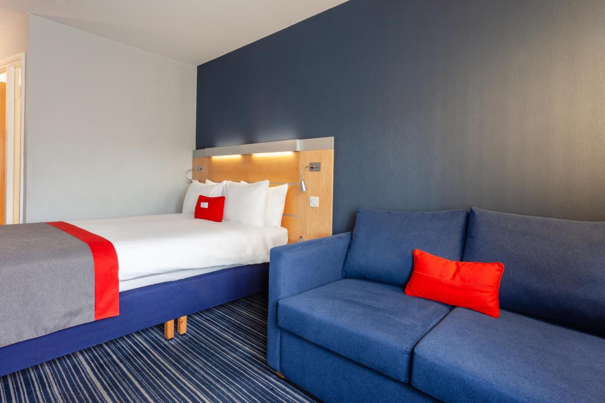 Standard Double Room Single Sofa Bed Hot