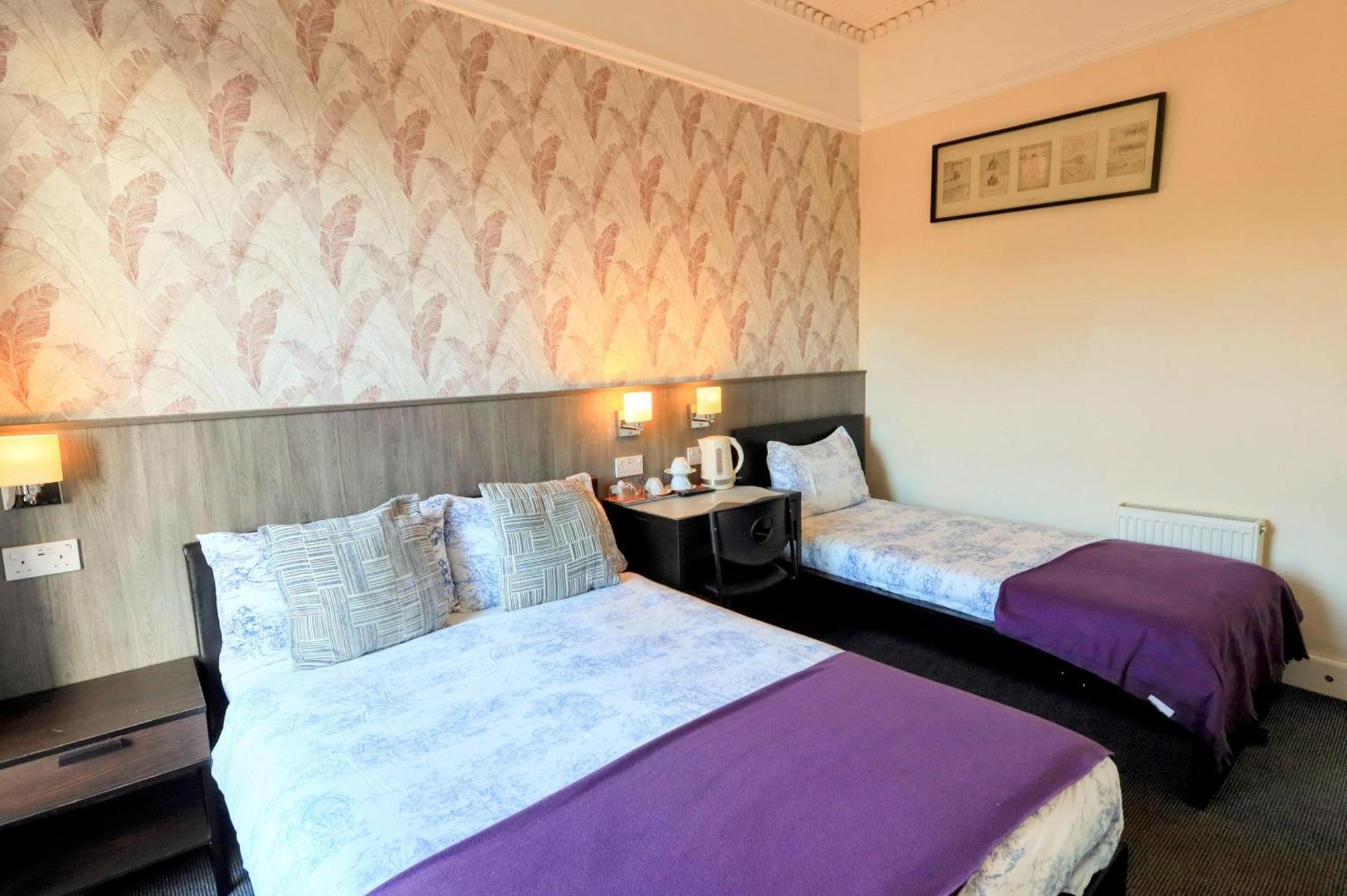 Budget Triple Room