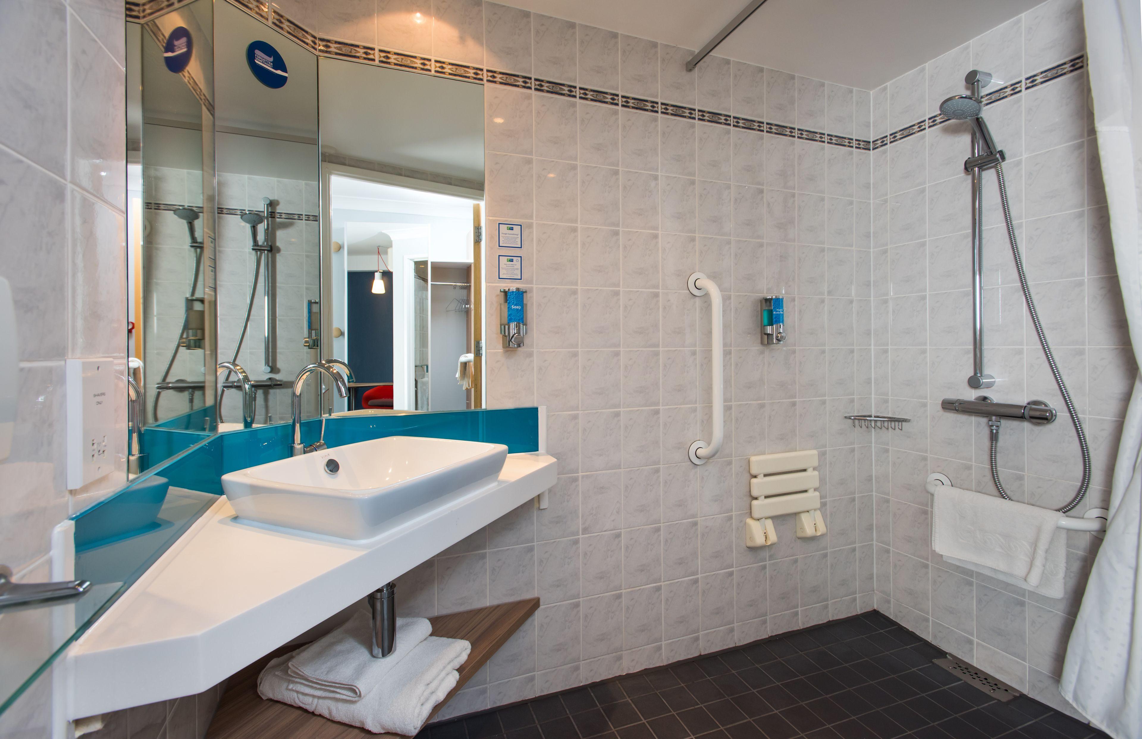 Double Room Hot Accessible