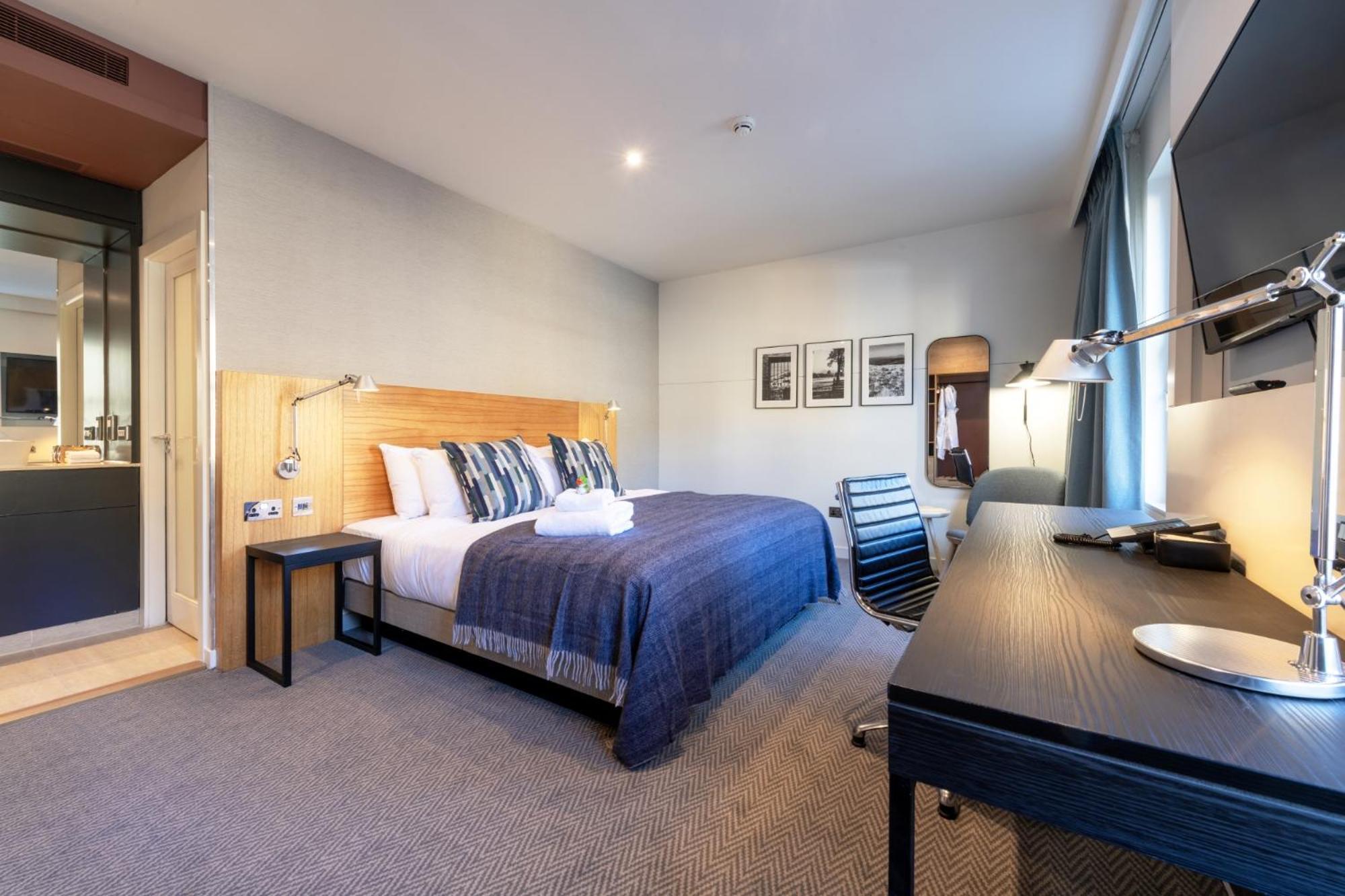 Castle View Suite