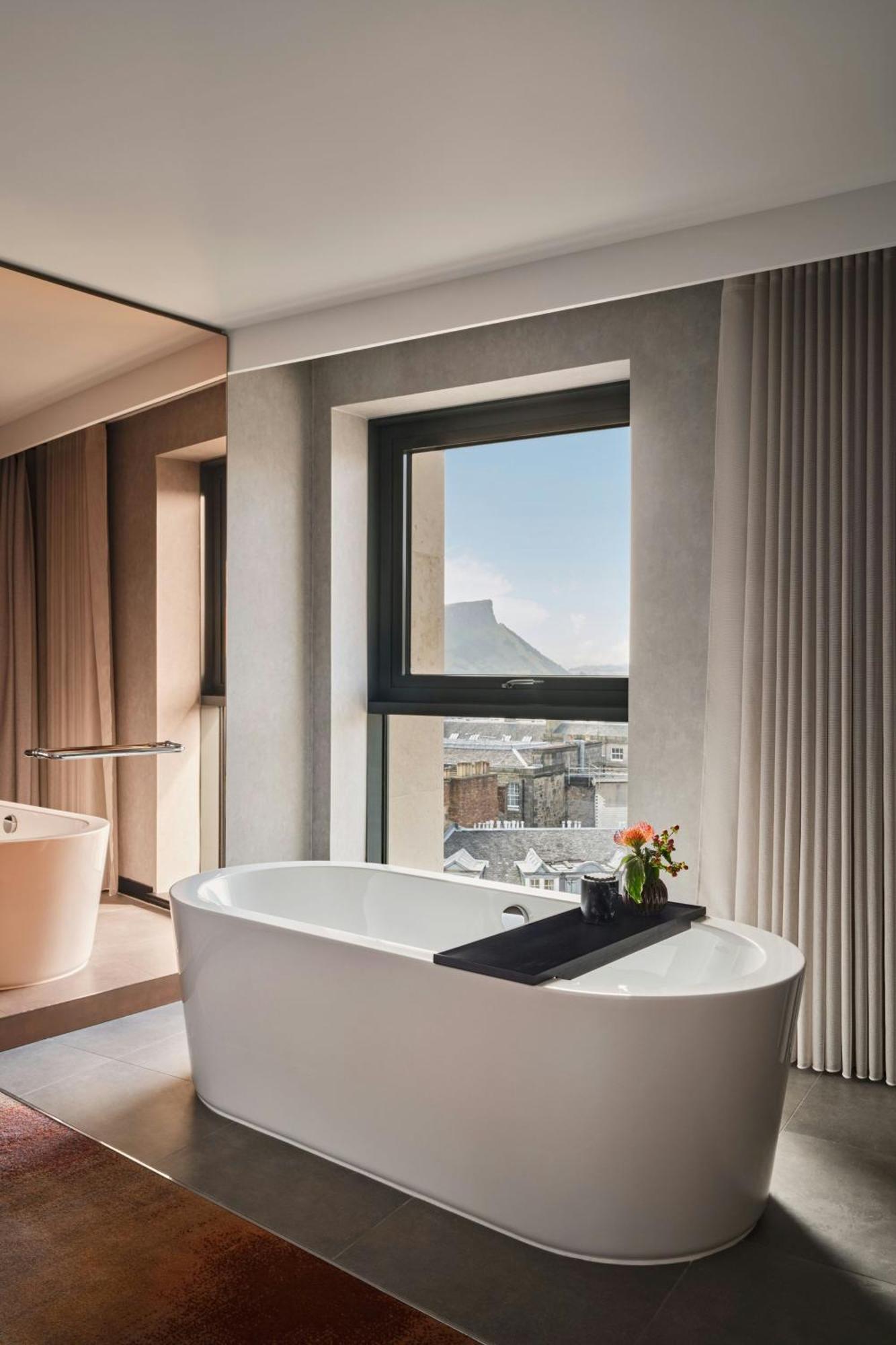 Premier Suite Castle View