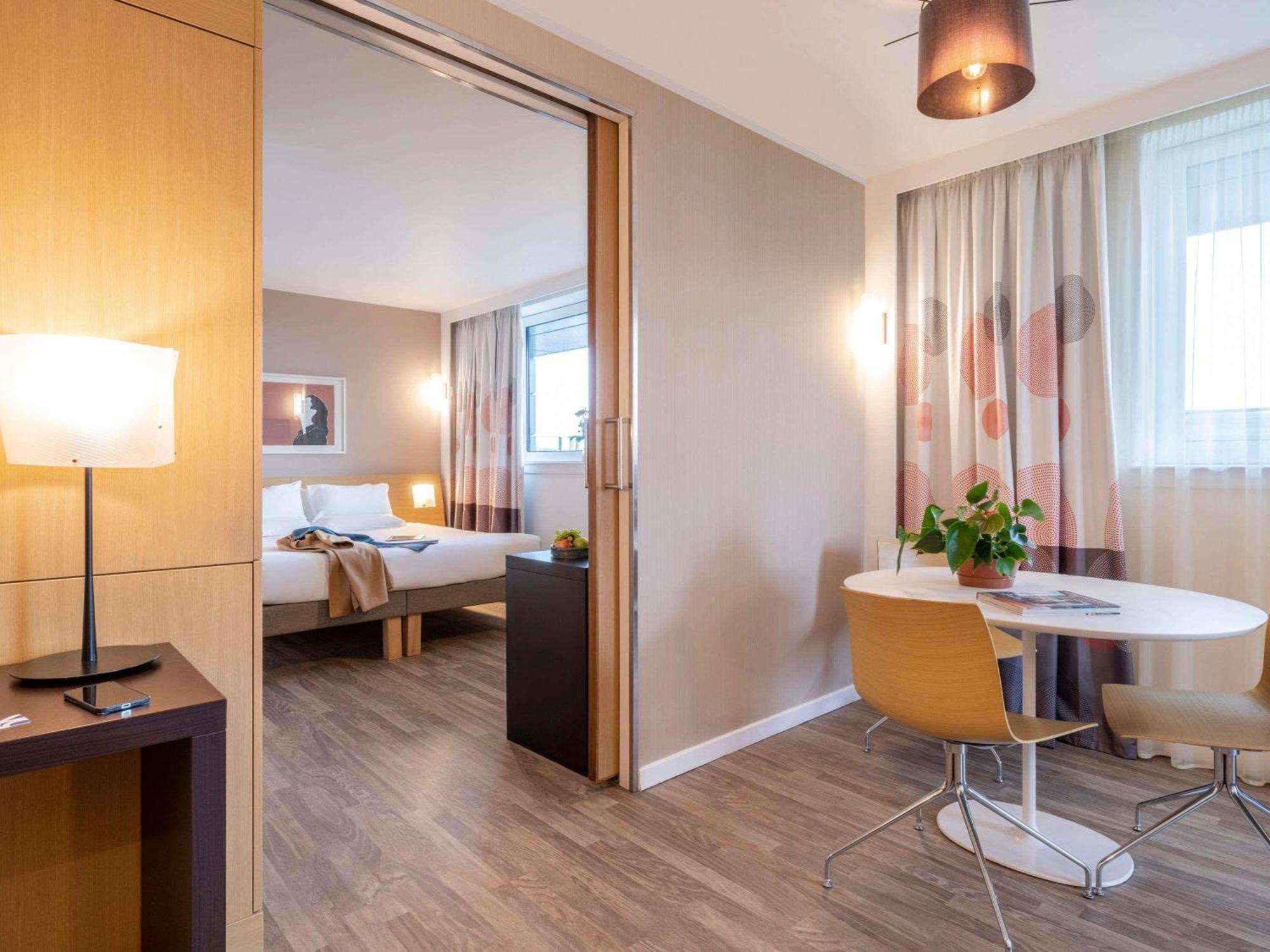 Suite Queen Bed