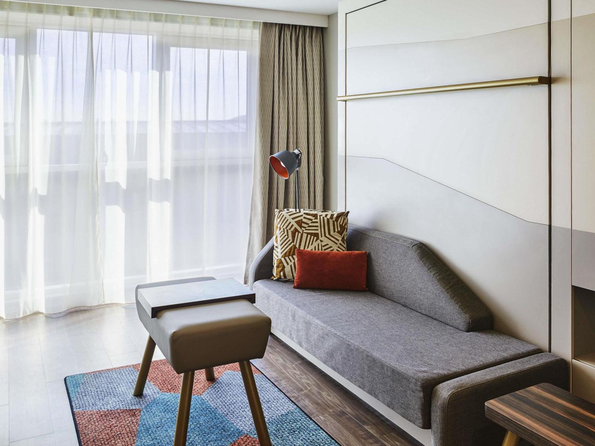 Studio Double Bed
