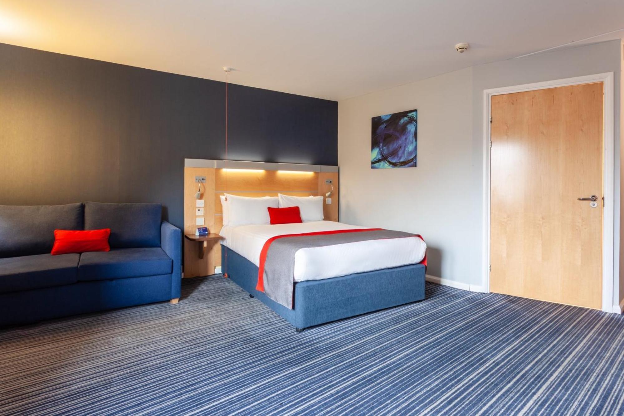 Standard Double Accessible Room Hot