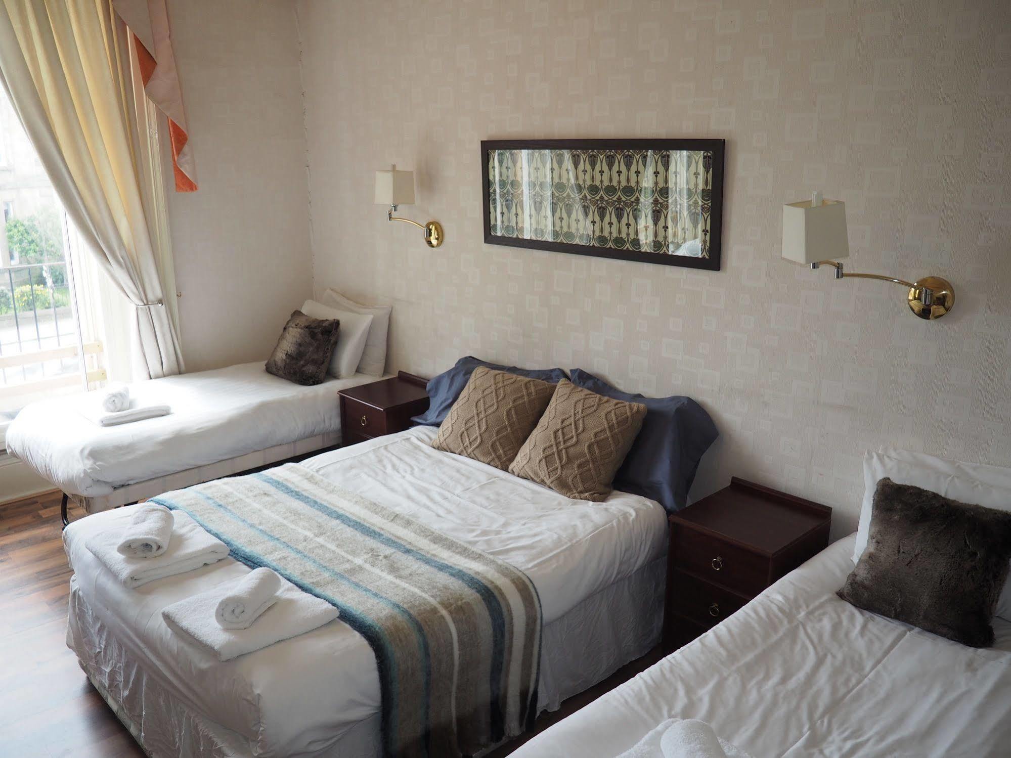Family Room (4 Adults)