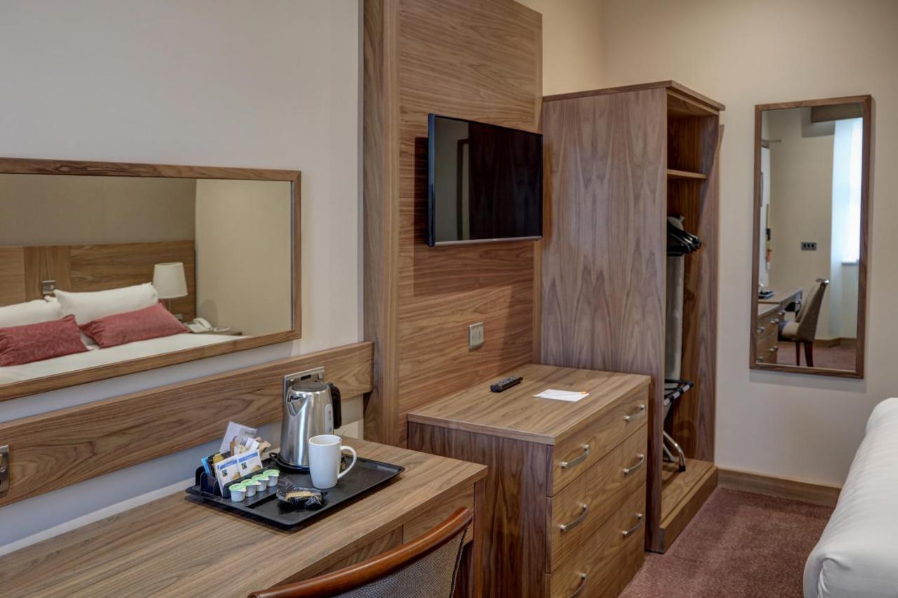 Standard Single Room - Non-Smoking,757990810:JPEG