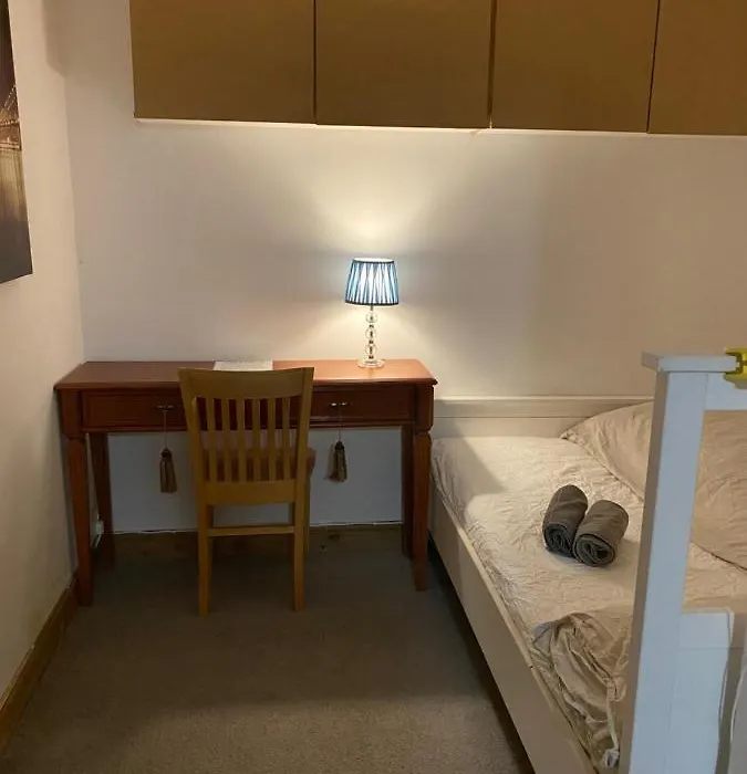 Edinb&B-1