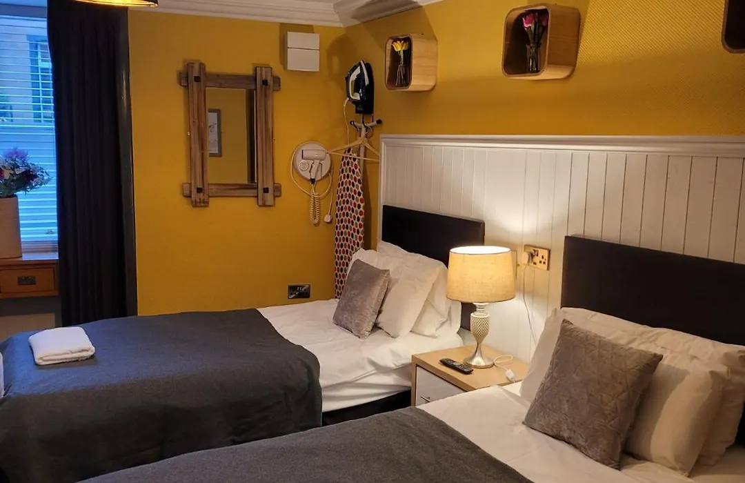 Luxe Rooms-1