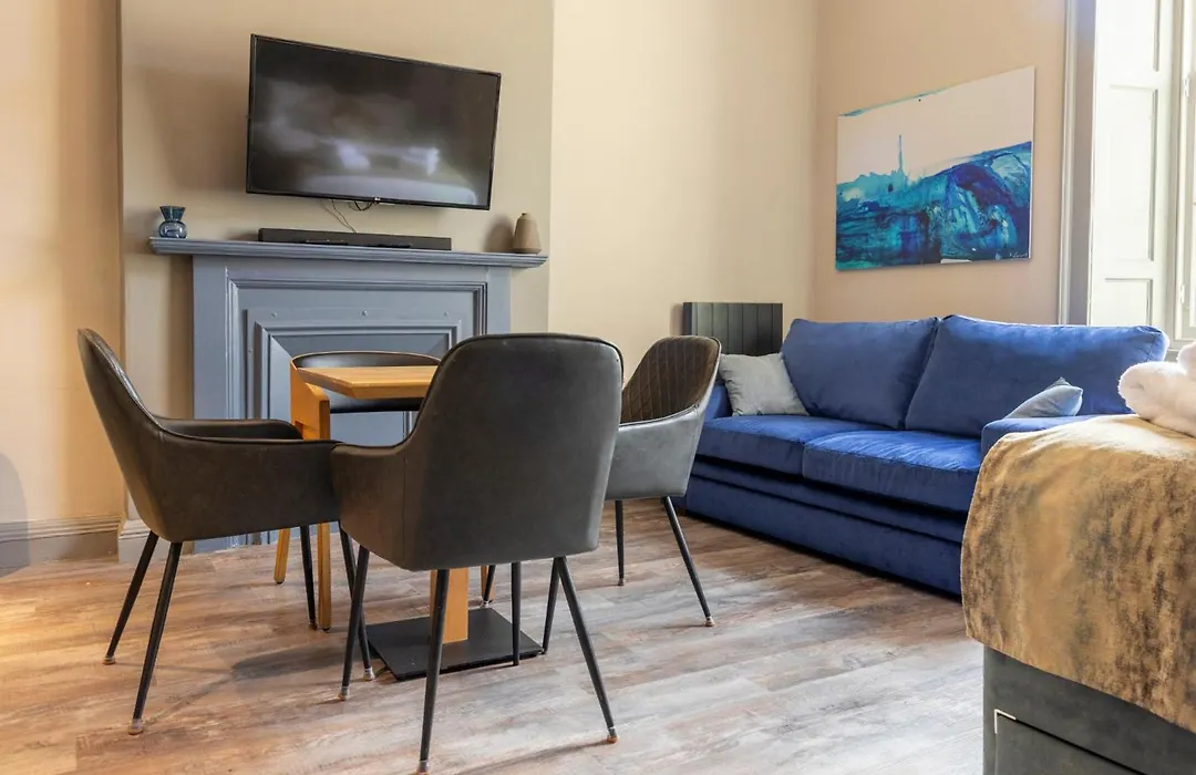 Mono Suites New Town-1