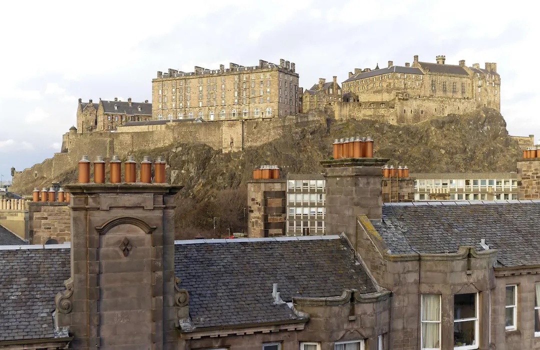 Doubletree By Hilton Edinburgh City Centre-1