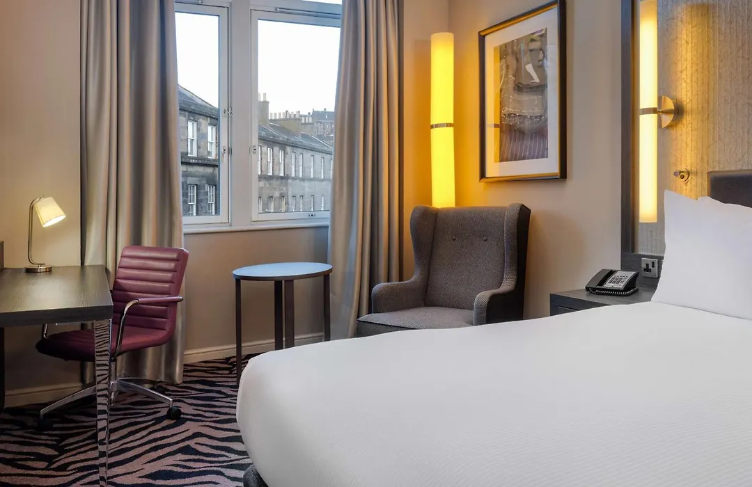 Doubletree By Hilton Edinburgh City Centre-1