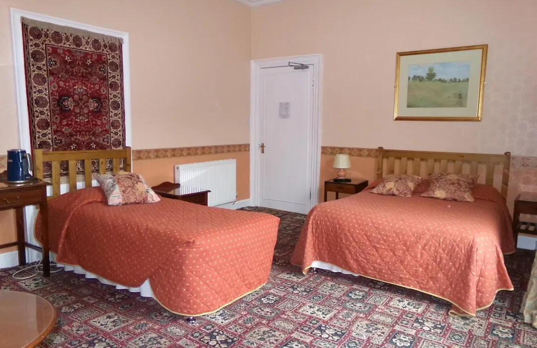 Averon Guest House-1