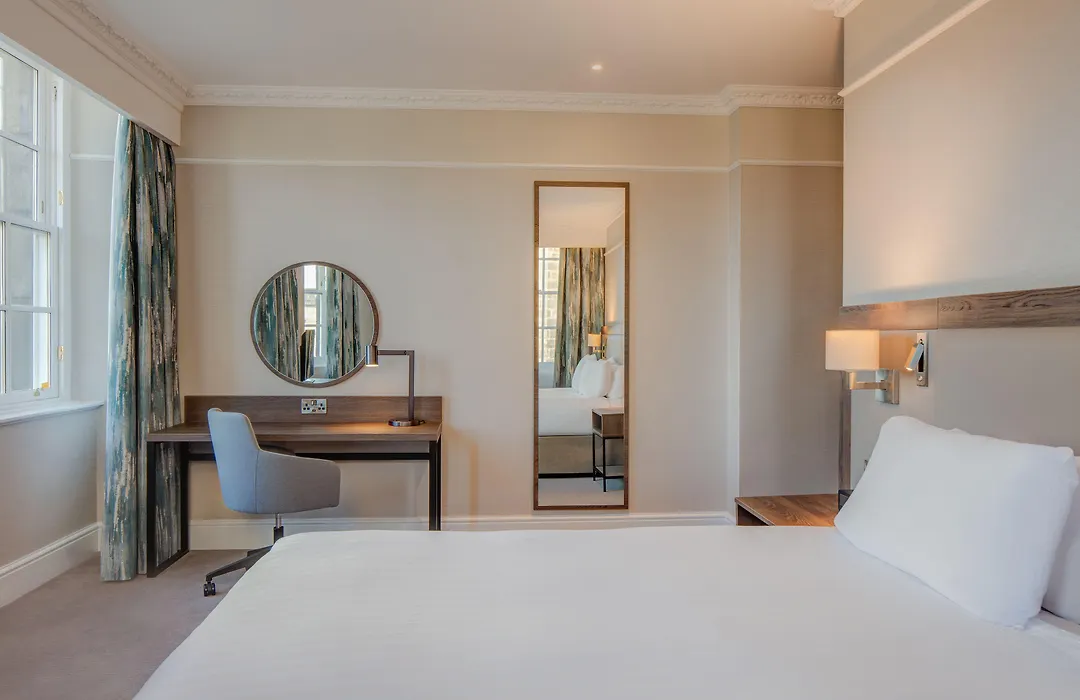 Hilton Edinburgh Carlton-1