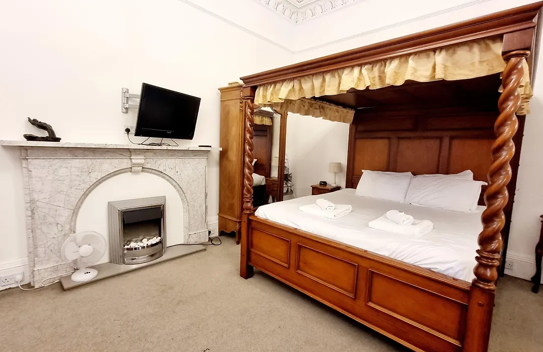 The Guards Hotel-1