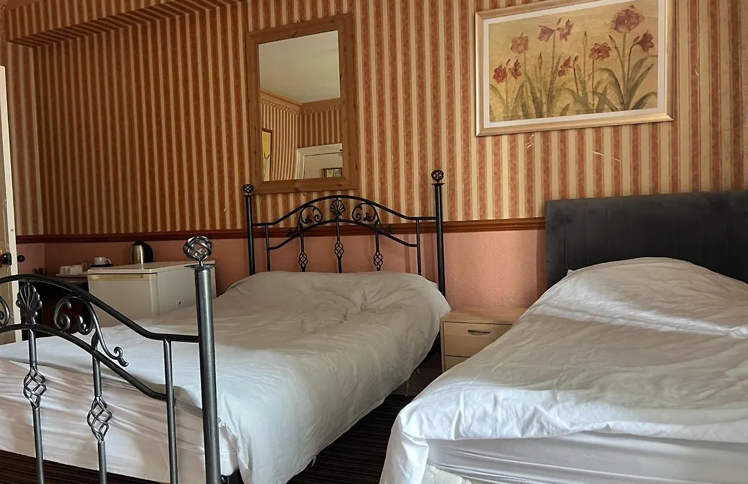 Edinburgh Travel Guest House-1