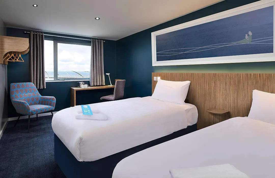 Travelodge Edinburgh Cameron Toll-1