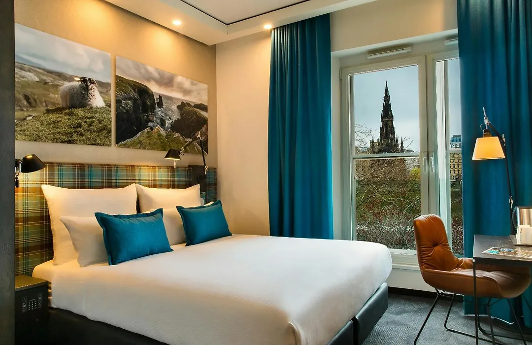 Motel One Edinburgh-Royal-1