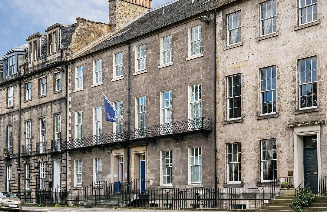 Travelodge Edinburgh Central Queen Street-1