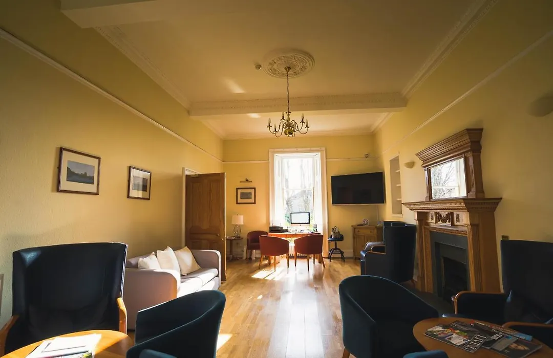 Duthus Lodge Guest House-1