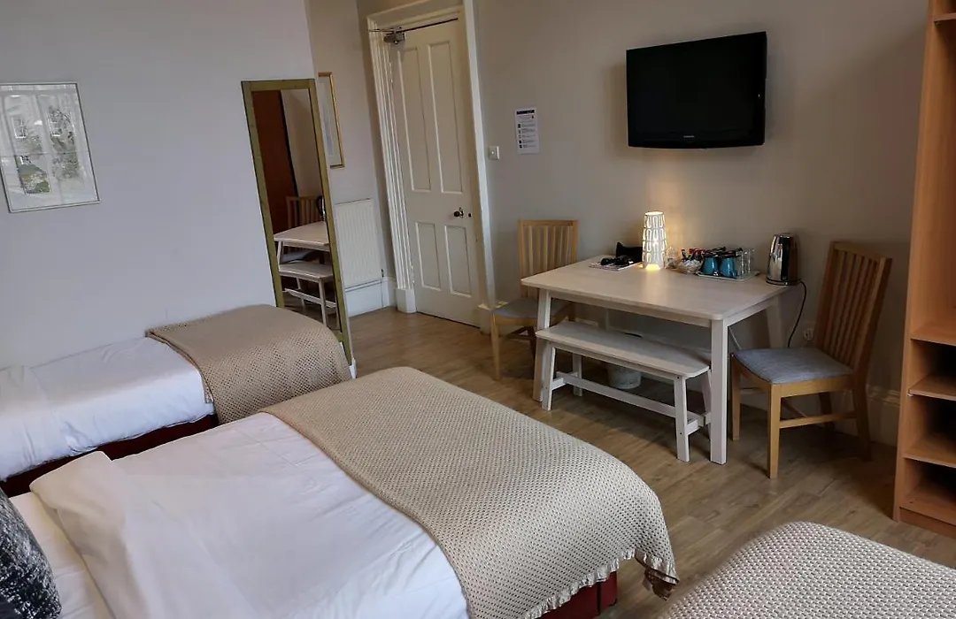 Dene Guest House, New Town-1