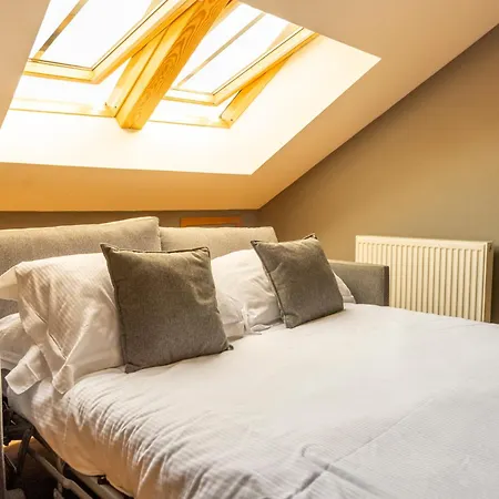 Mono Suites Old Town-2