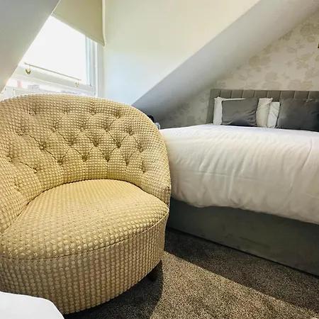 Abbotsford Guest House-3