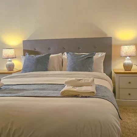 The Kew Rooms-2