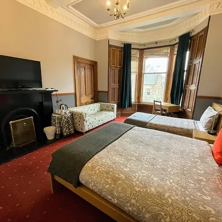 Airdenair Guest House-2