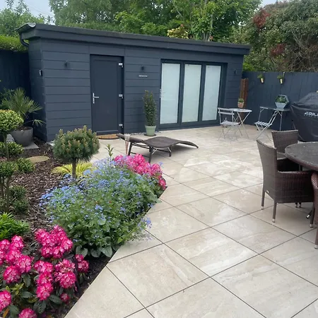 Cabin By The Coast-2