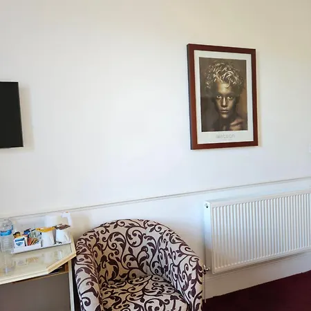 Highfield Guest House-2