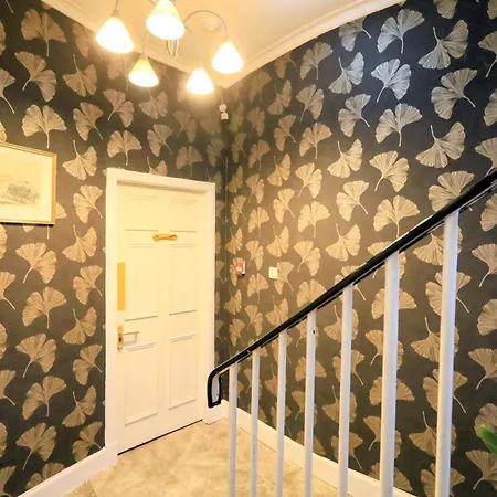 Edinburgh Holiday Guest House-3