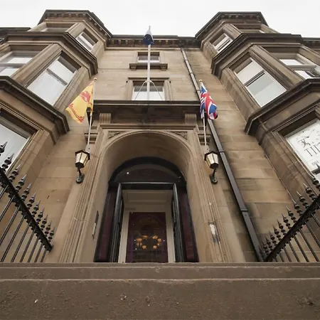 Palmerston Suites-2