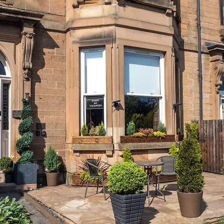 18 Craigmillar Park-3