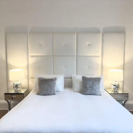 Hanover 71 Suites-3