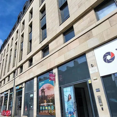 Joivy Affordable Edinburgh - Adults Only-3