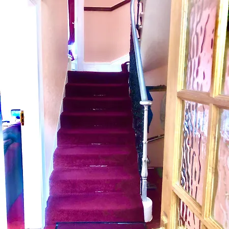 Dalry Guesthouse-3