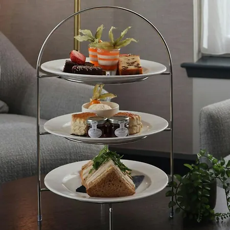 Edinburgh Marriott Hotel Holyrood-3