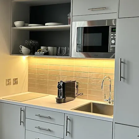 Heeton Concept Aparthotel Edinburgh Queen Street-3